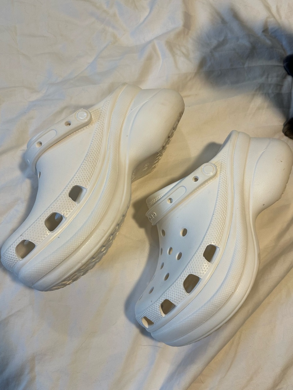 CROCS Bae - Picture 3 of 10